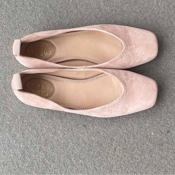 Franco Sarto Franco Ailee Flat Shoes (Blush Suede), blush, Size 6.5 - Picture 3 of 6
